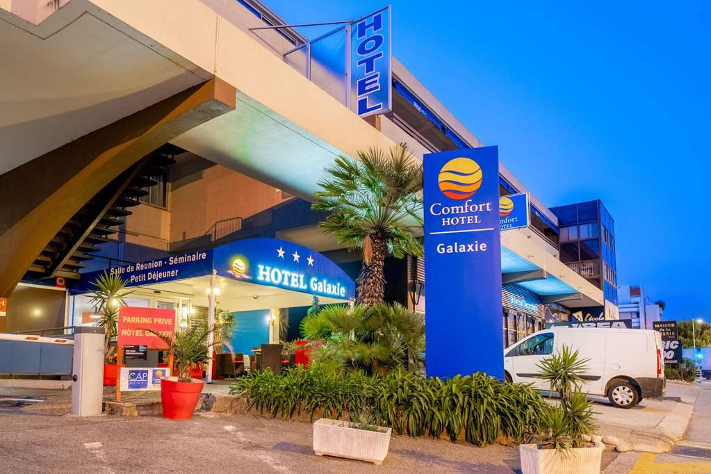 Hotel The Originals City, Galaxie, Aeroport 3*